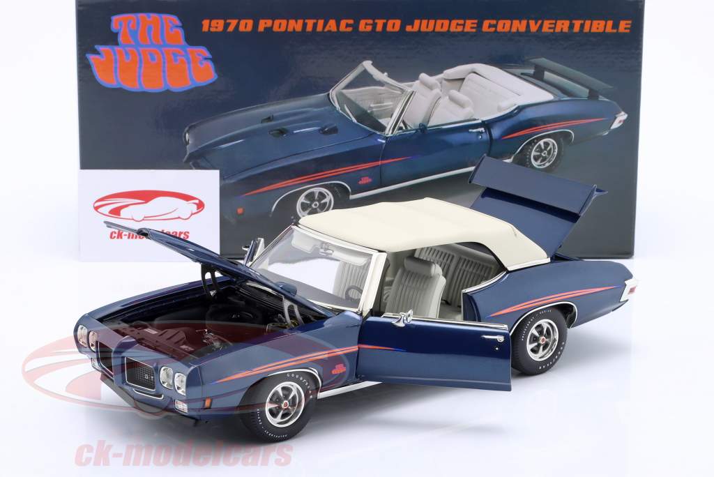 Pontiac GTO Judge Conversível ano de construção 1970 azul 1:18 GMP