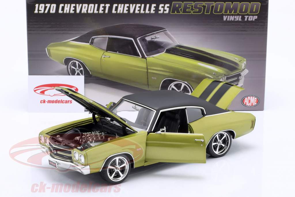 Chevrolet Chevelle SS Restomod met Vinyl dak 1970 groente / zwart 1:18 GMP