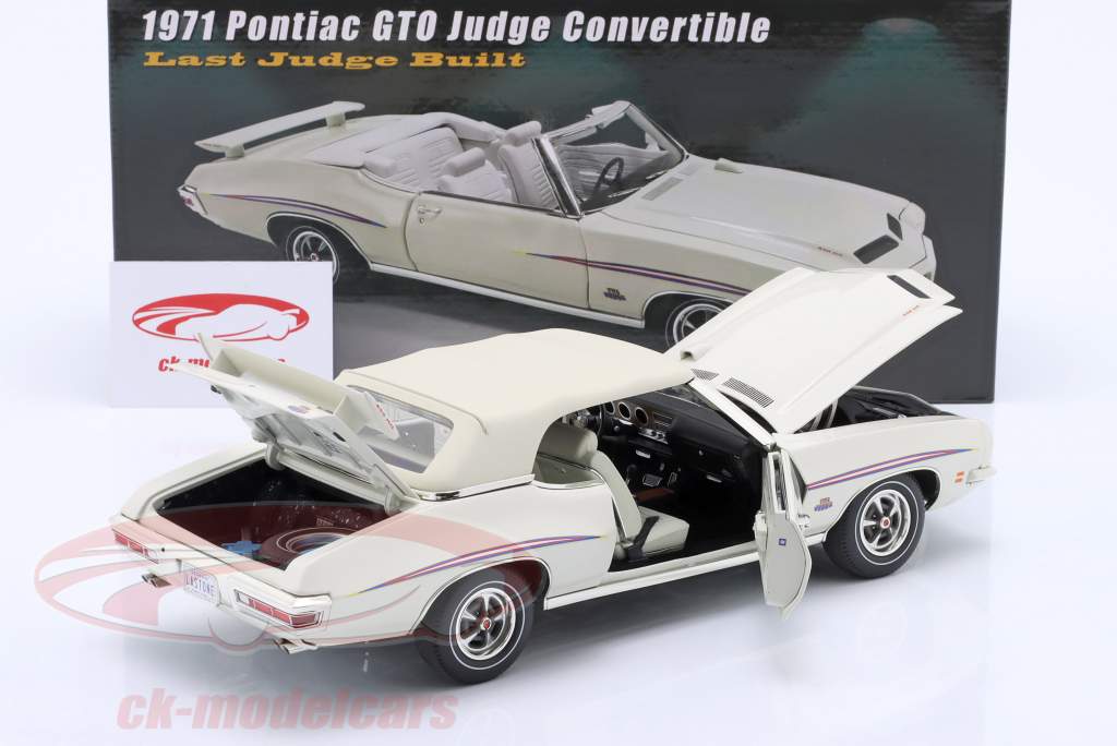 Pontiac GTO Judge コンバーチブル 建設年 1971 白 1:18 GMP
