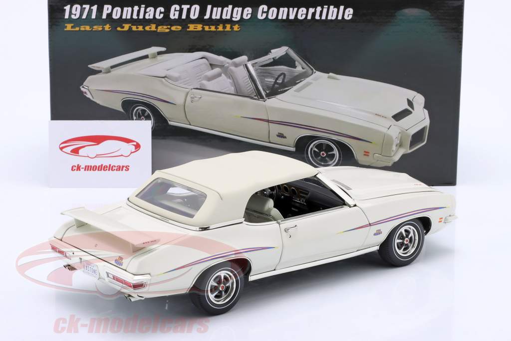 Pontiac GTO Judge Converteerbaar Bouwjaar 1971 wit 1:18 GMP