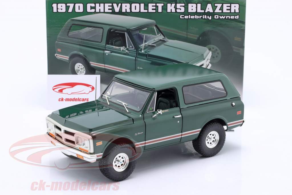Chevrolet K5 Blazer year 1970 green 1:18 GMP