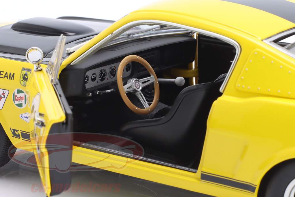 Shelby GT350R #65 Terlingua Tribute 1965 yellow / black 1:18 GMP