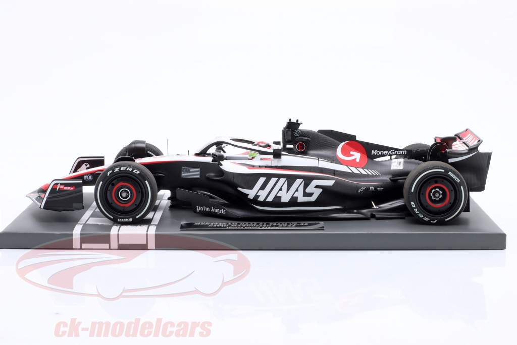 Kevin Magnussen Haas VF-23 #20 Fórmula 1 2023 1:18 Minichamps