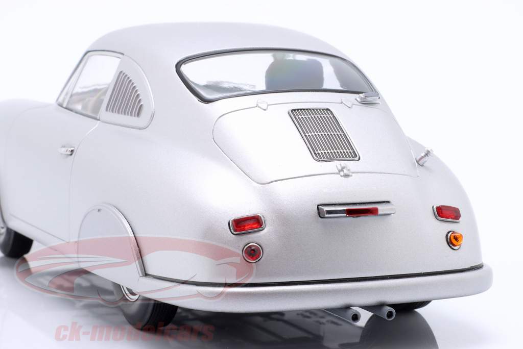 Porsche 356 SL Plain Body Version 1951 zilver (closed wheels) 1:18 WERK83