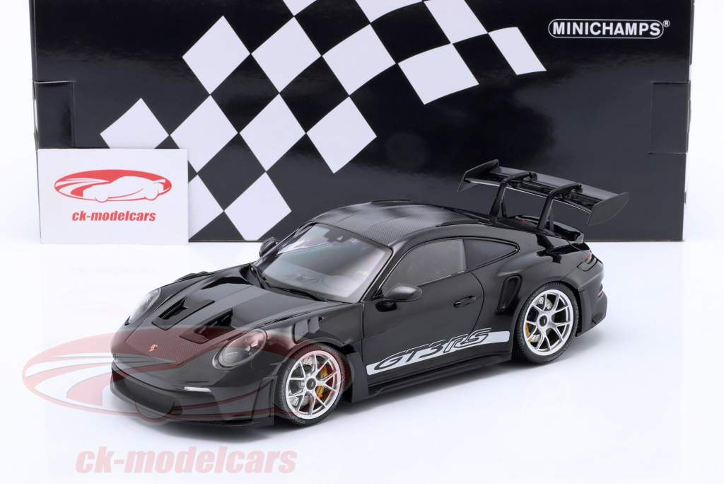 Porsche 911 (992) GT3 RS Año de construcción 2023 negro / plata llantas 1:18 Minichamps