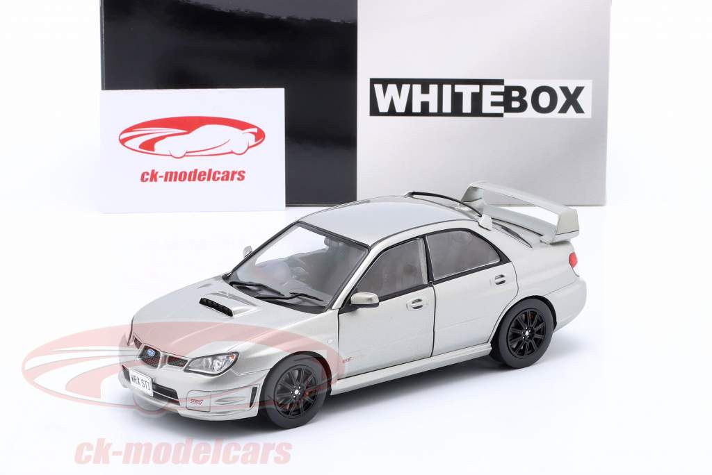 Subaru Impreza WRX STi RHD Ano de construção 2006 Cinza metálico 1:24 WhiteBox