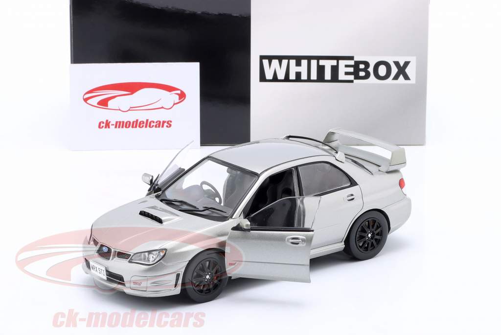 Subaru Impreza WRX STi RHD Ano de construção 2006 Cinza metálico 1:24 WhiteBox