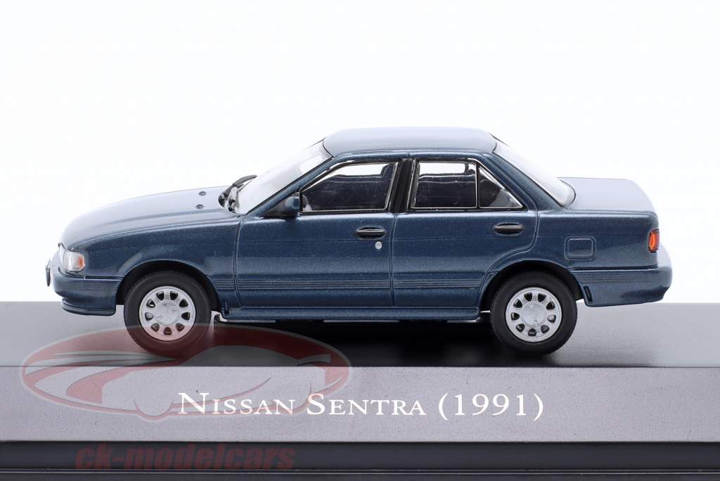 Nissan Sentra Bouwjaar 1991 donkerblauw 1:43 Altaya