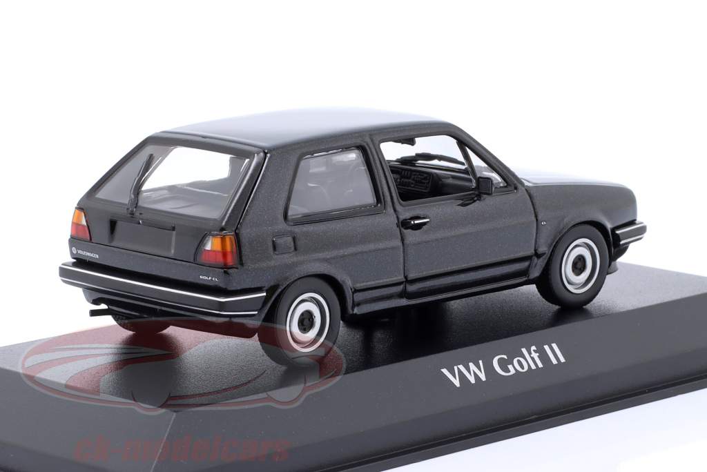 Volkswagen VW Golf II year 1985 black metallic 1:43 Minichamps