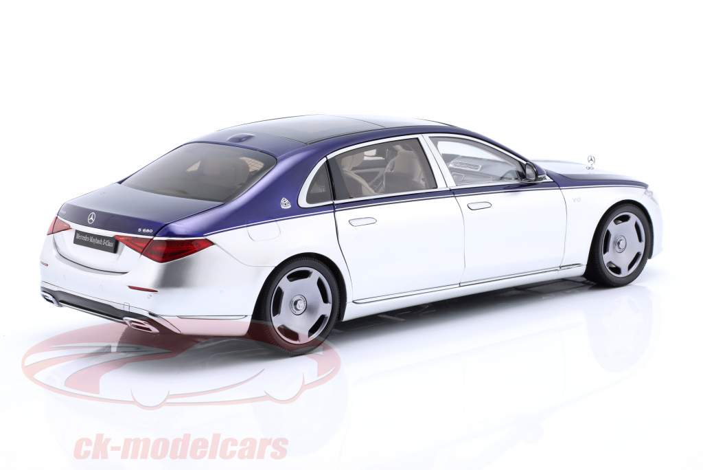Mercedes-Benz Maybach S-Klasse (Z223) 2021 青 / 銀 1:18 Almost Real