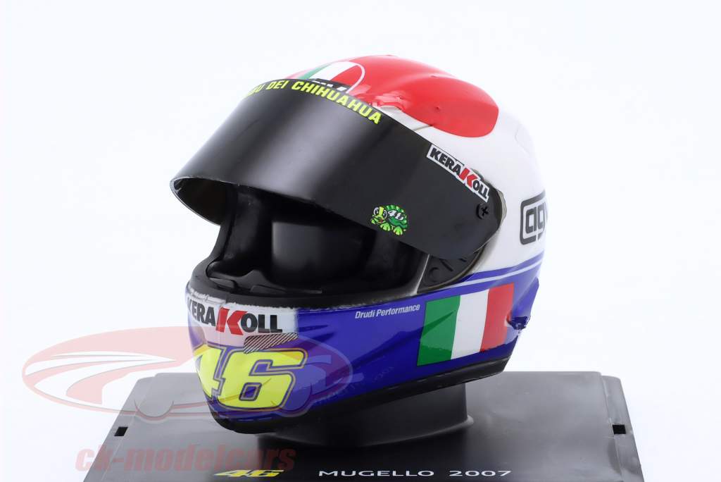 Valentino Rossi #46 MotoGP Winnaar 2007 helm 1:5 Spark Editions
