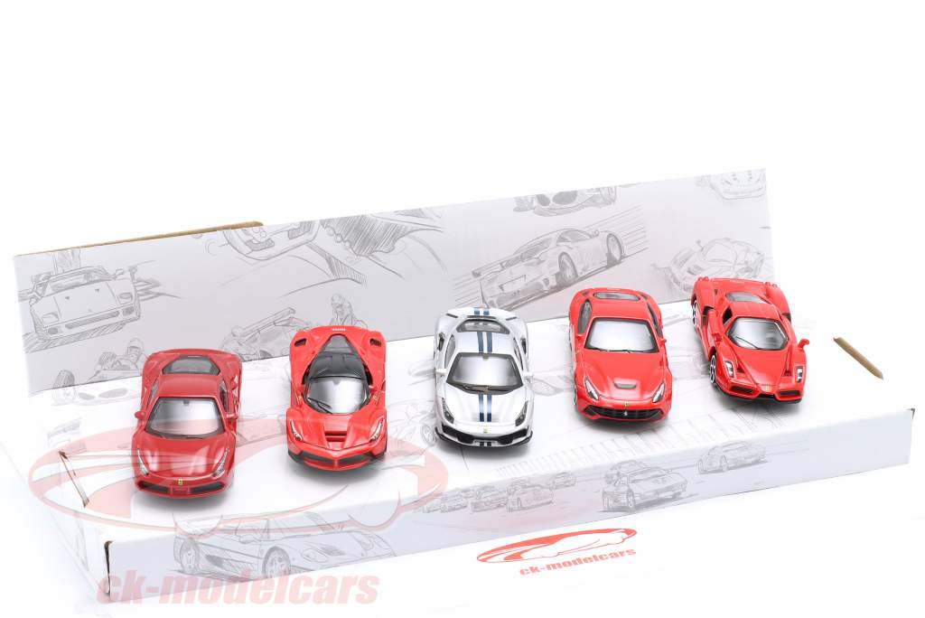 5-auto set Ferrari rood / zilver 1:64 Bburago