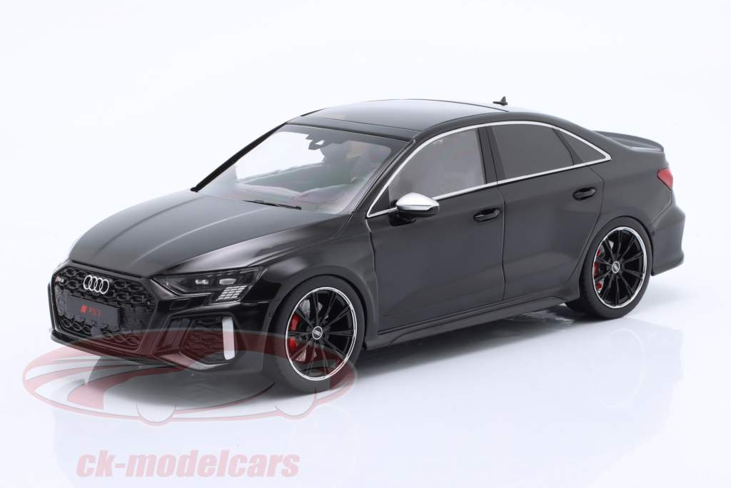 Audi RS3 (8Y) Limousine Baujahr 2022 schwarz 1:18 Ixo
