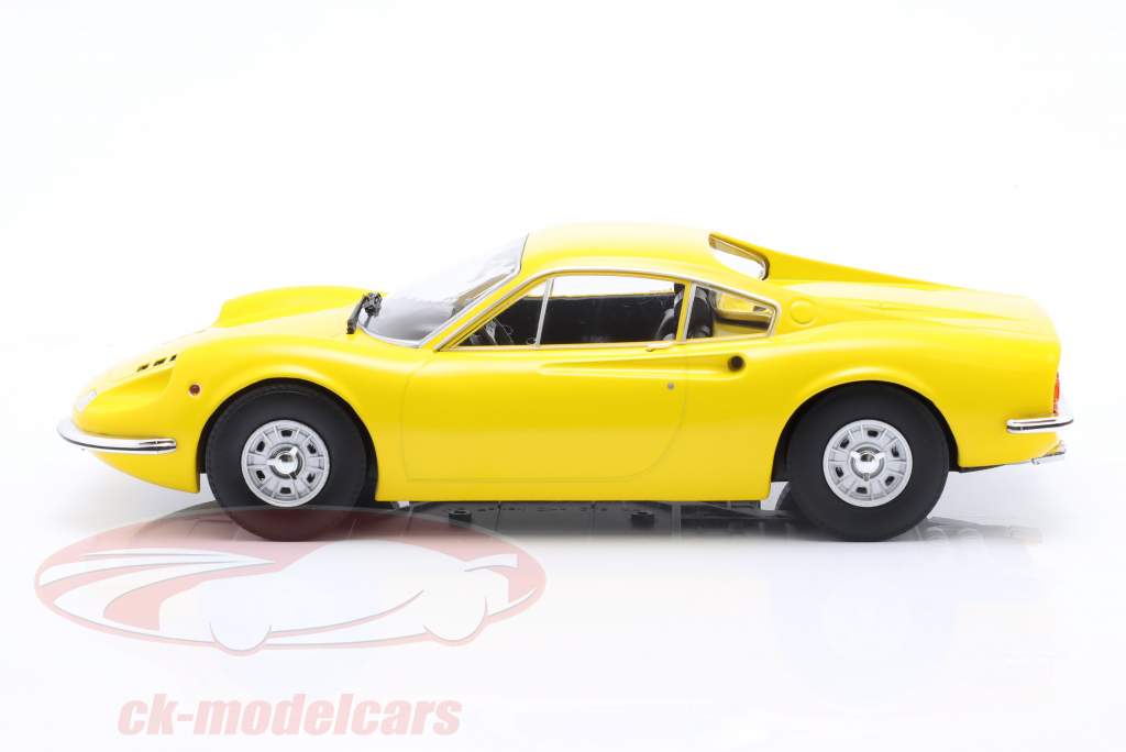 Ferrari Dino 246 GT Год постройки 1969 желтый 1:18 Model Car Group