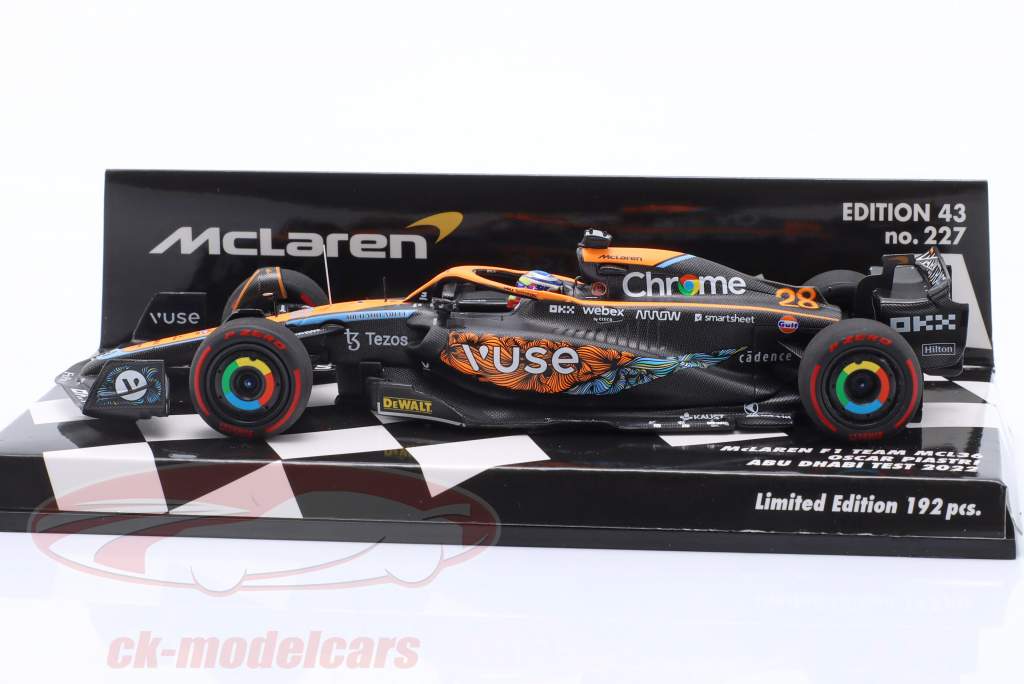 Oscar Piastri McLaren MCL36 #28 Abu Dhabi prueba fórmula 1 2022 1:43 Minichamps