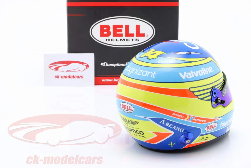 Fernando Alonso #14 Aston Martin Aramco F1 Team формула 1 2024 шлем 1:2 Bell