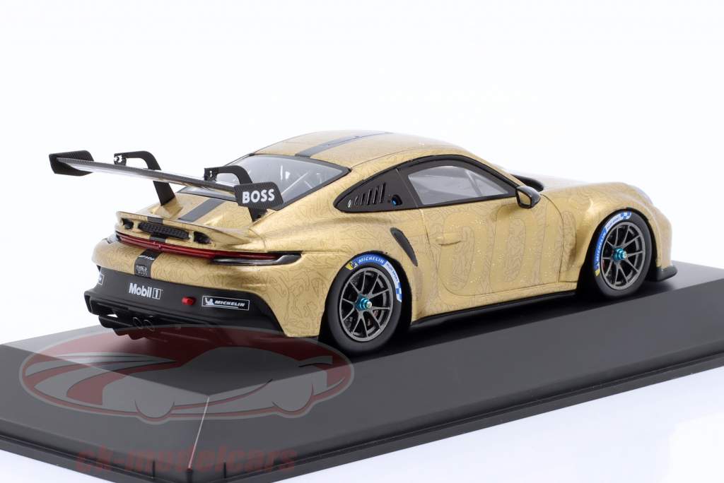 Porsche 911 (992) GT3 Cup 5000 guld metallisk 1:43 Spark