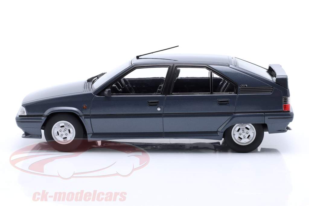Triple9 1:18 Citroen Axel 12 TRS Ano de construção 1990 vermelho T9-1800336 modelo carro T9