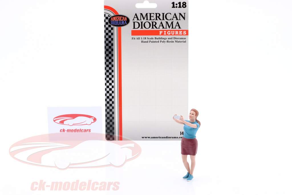 Diorama figure series #702 Woman with smartphone 1:18 American Diorama