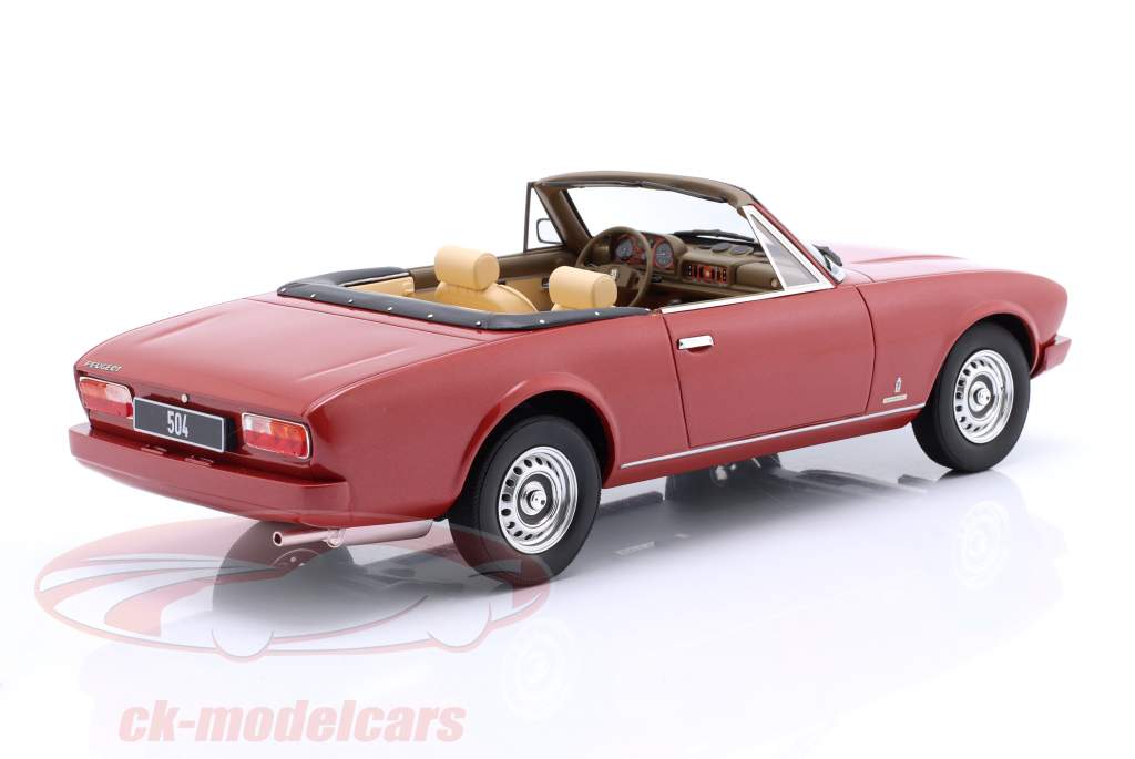 Peugeot 504 カブリオレ 建設年 1983 赤 1:18 Cult Scale