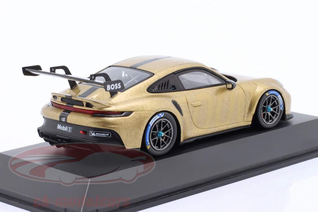 Porsche 911 (992) GT3 Cup 5000 guld metallisk 1:43 Spark / Begrænsning #0004