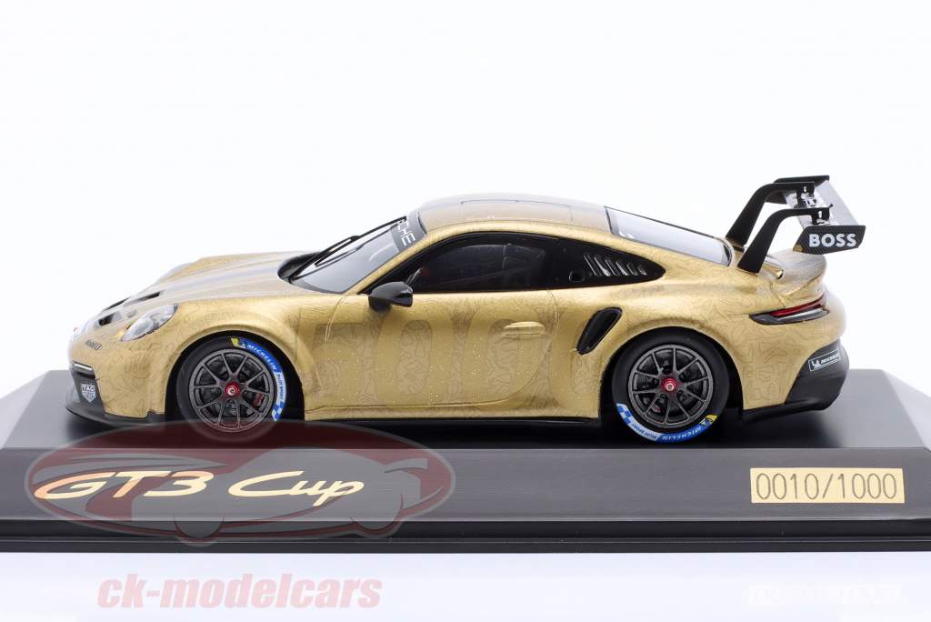 Porsche 911 (992) GT3 Cup 5000 золото металлический 1:43 Spark / Ограничение #0010