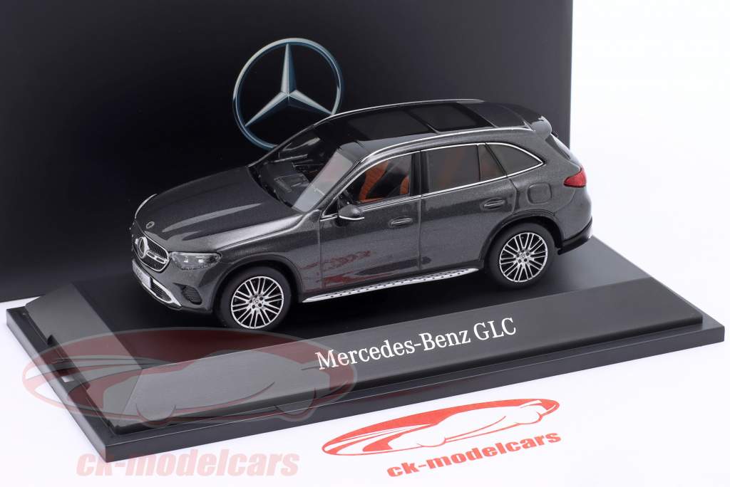 Mercedes-Benz GLC (X254) grafietgrijs 1:43 iScale