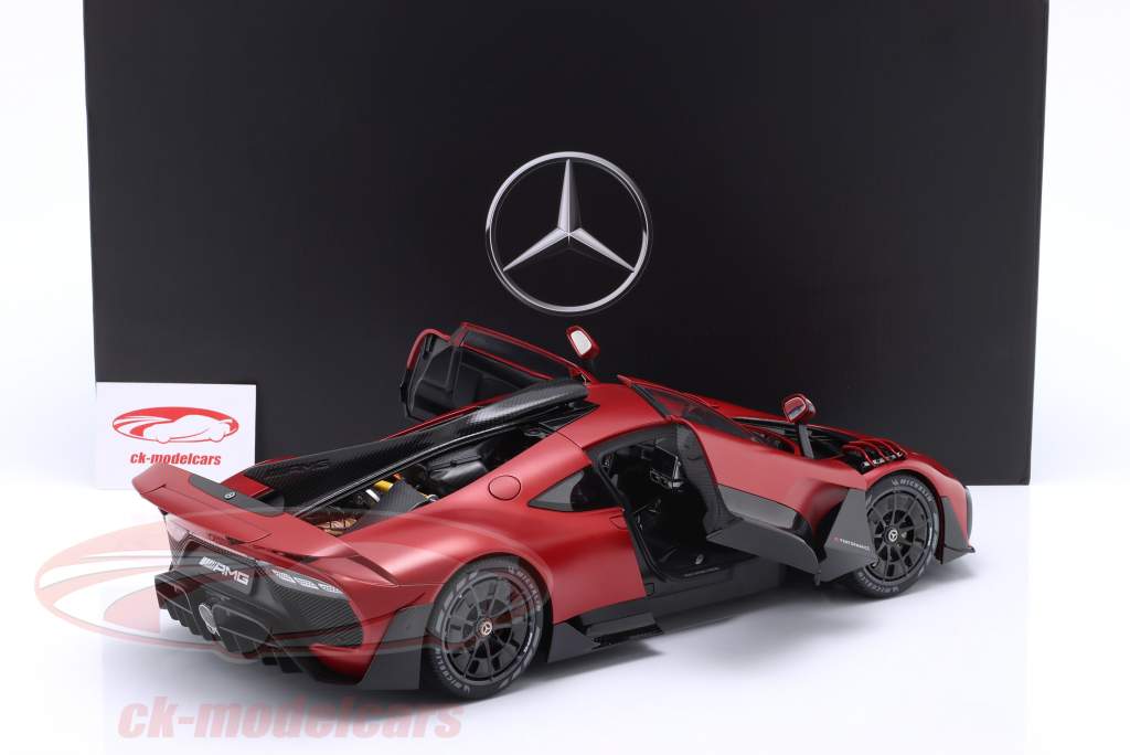 Mercedes-Benz AMG ONE (C298) Rosso Patagonia 1:12 NZG