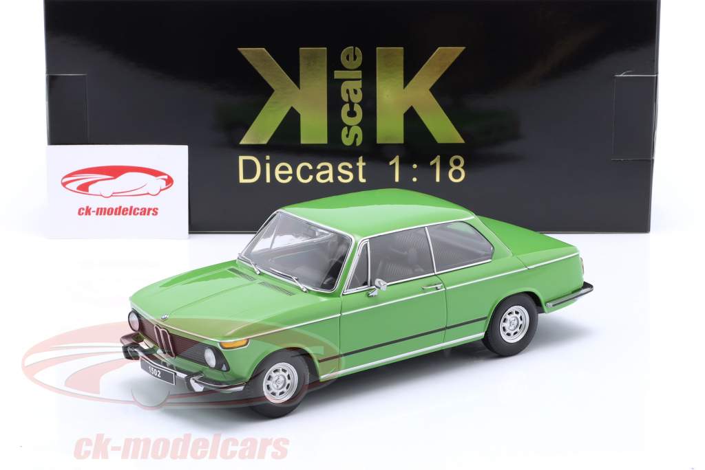 BMW 1502 2. serie Año de construcción 1974 verde 1:18 KK-Scale