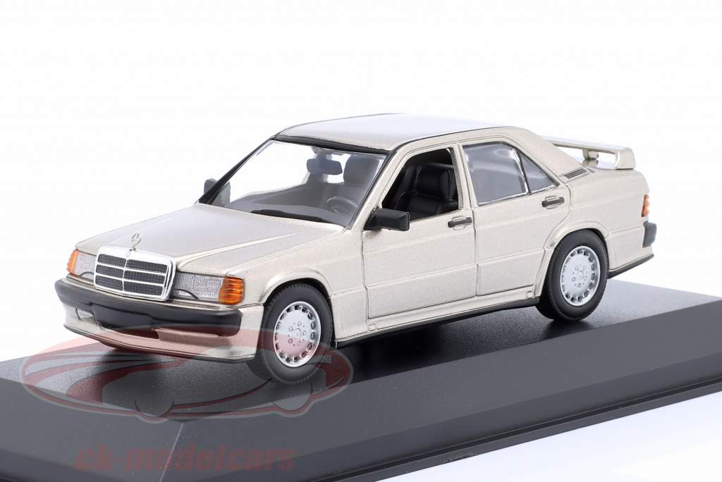 Mercedes-Benz 190E 2.3-16 (W201) Année de construction 1984 or métallique 1:43 Minichamps