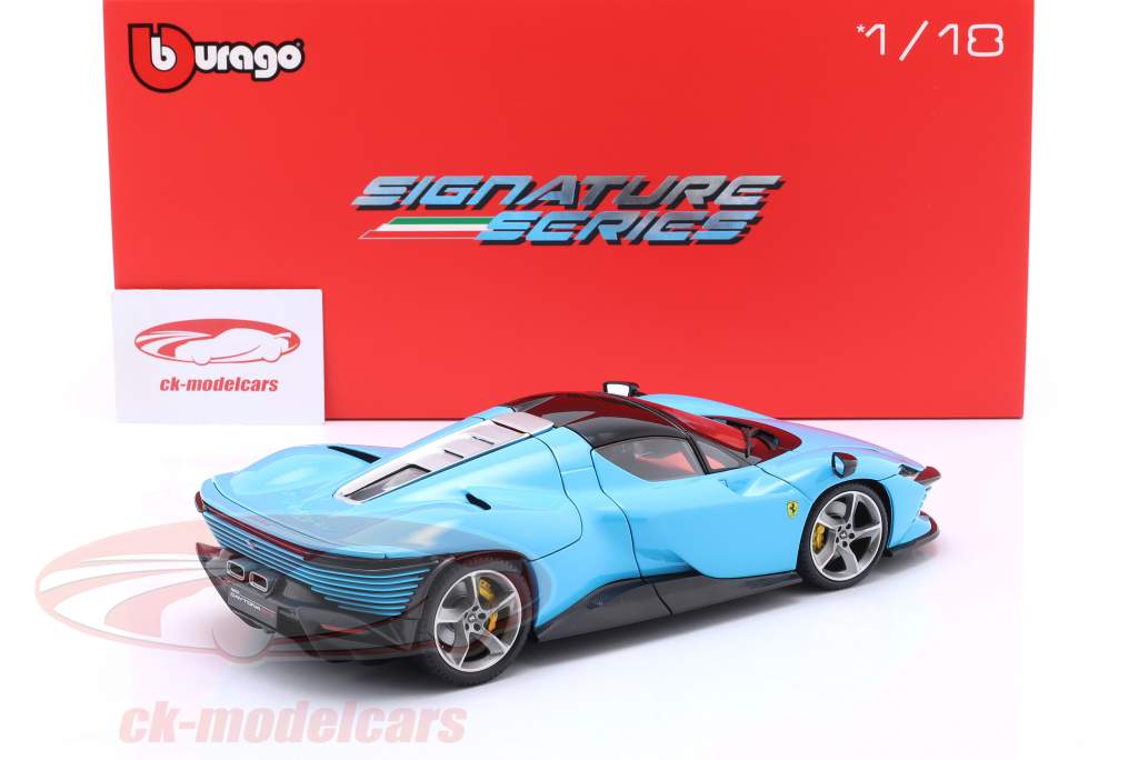 Ferrari Daytona SP3 year 2022 blue 1:18 Bburago Signature