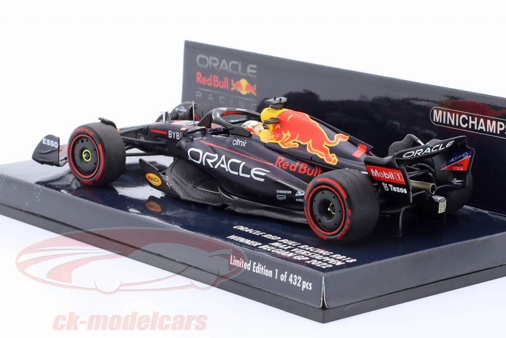 M. Verstappen Red Bull RB18 #1 ganhador Belga GP Fórmula 1 Campeão mundial 2022 1:43 Minichamps