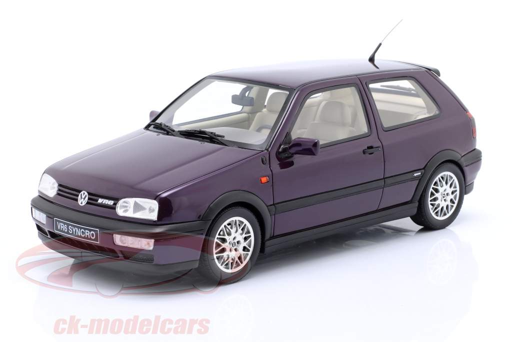 Volkswagen VW Golf III VR 6 Syncro Anno di costruzione 1995 viola 1:18 OttOmobile