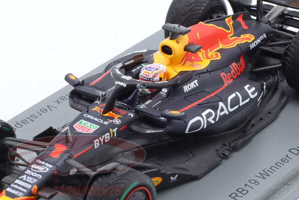 M. Verstappen Red Bull RB19 #1 gagnant Néerlandais GP formule 1 Champion du monde 2023 1:43 Spark