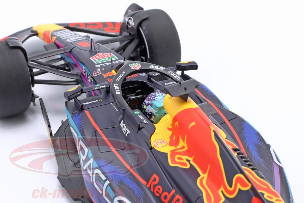 M. Verstappen Red Bull RB19 #1 勝者 Miami GP 式 1 世界チャンピオン 2023 1:18 Minichamps