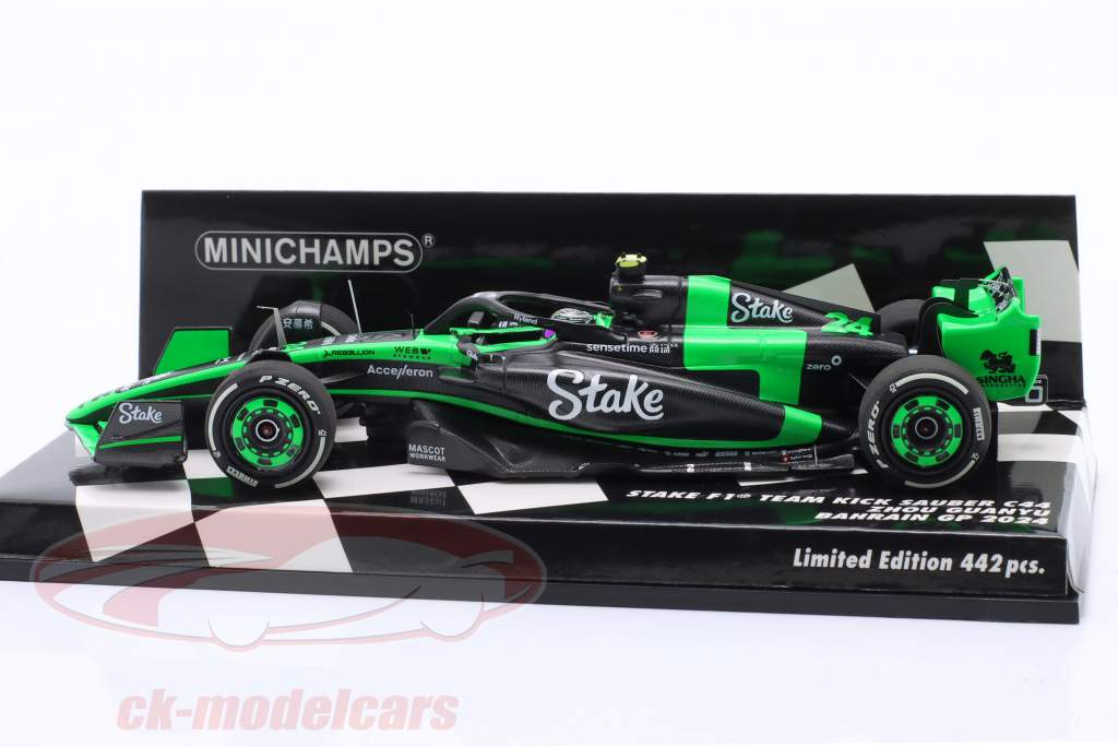 Fórmula 1 Stake F1 Team Kick Sauber C44 Zhou Guanyu 2024 1:64 Spark - 20 anos! Loja on-line de miniaturas colecionáveis