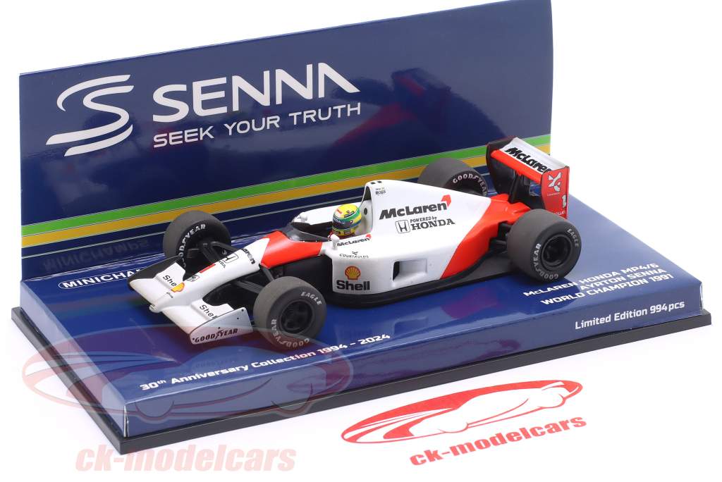 Minichamps 1/43 McLaren SLR – B6 696 1974 – Silver Crystal – Diecast