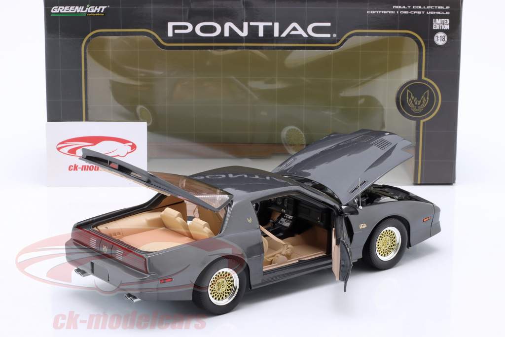 グリーンライト 1/18 ポンティアック GTA グリーンライト 1/18