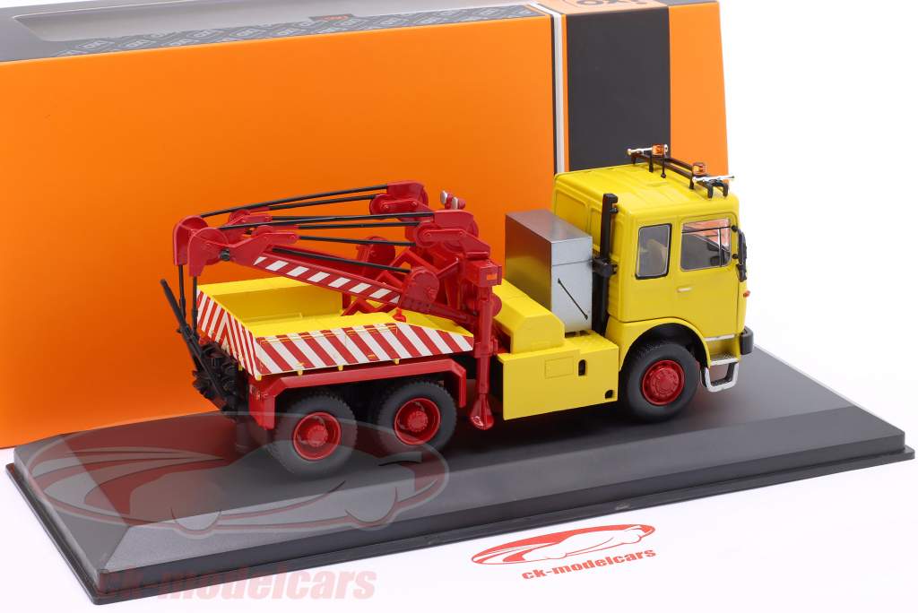イクソ 1/43 MAN F2000 牽引車 Convoy