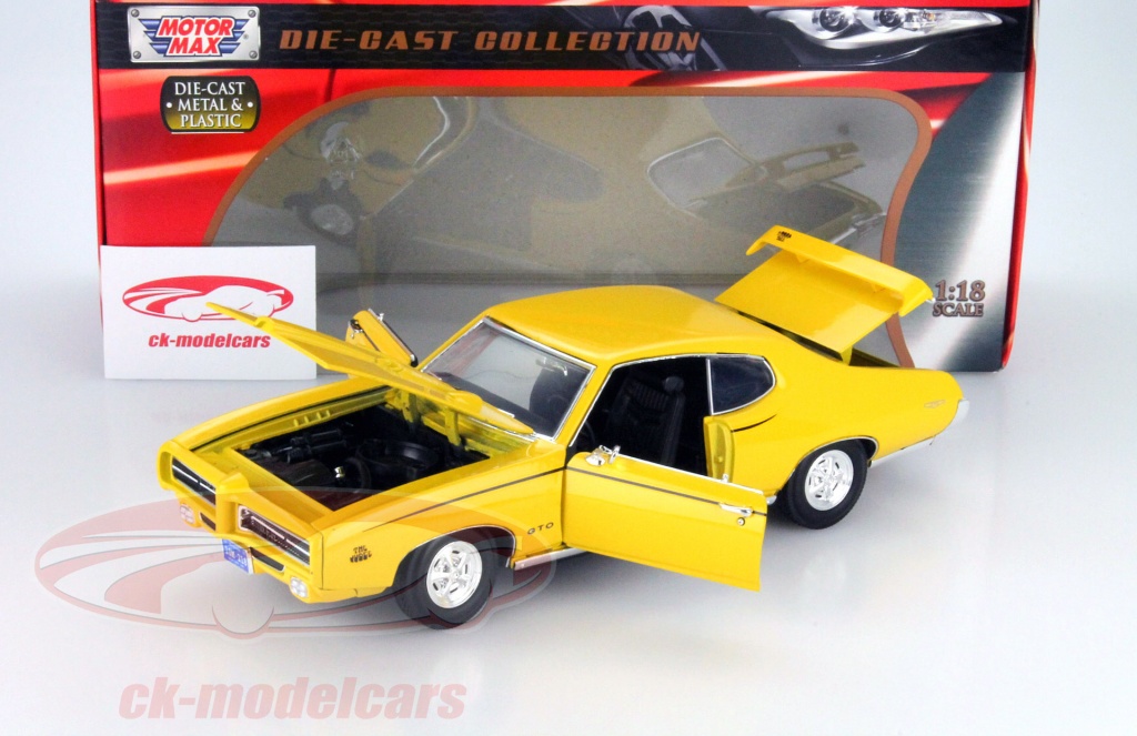 Pontiac GTO 1/18 Motormax Judge giallo 1969 modellino in miniatura