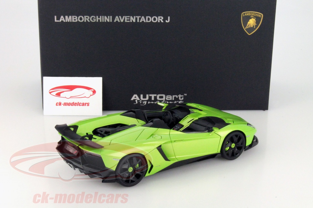 AUTOart AUTOart 1/18 Lamborghini Aventador SVJ, France