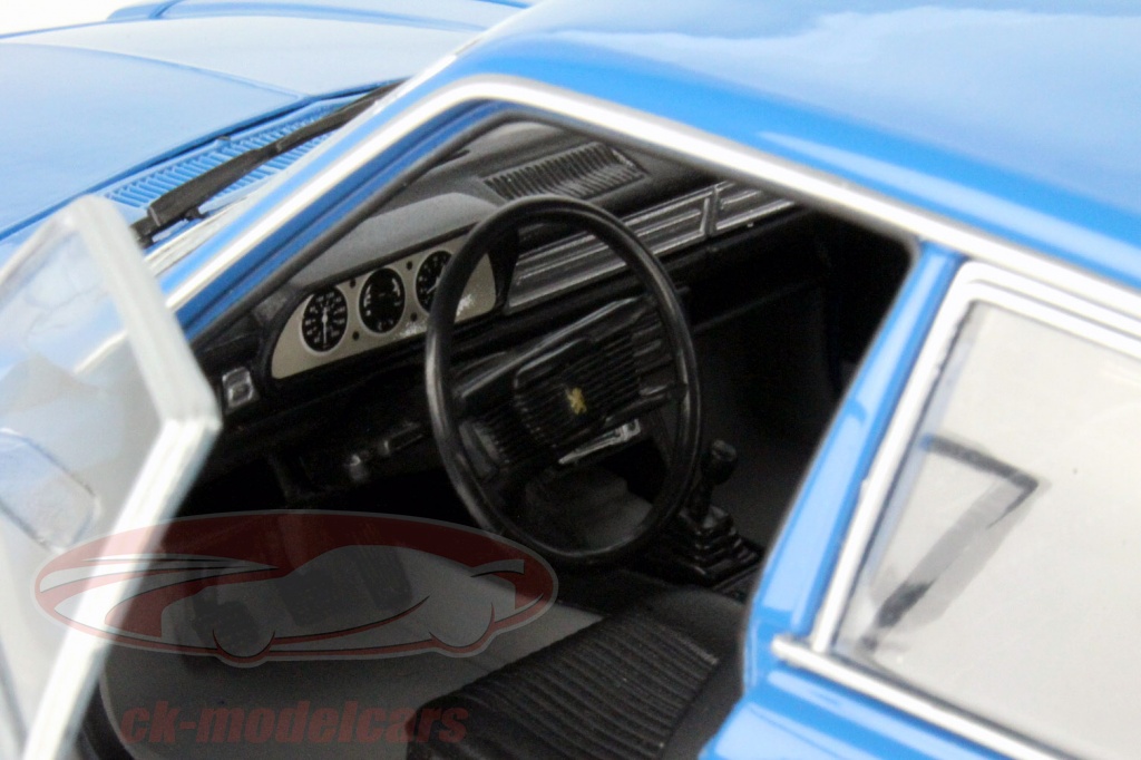 Welly 1:18 Peugeot 504 Year 1975 light blue 18001B model car