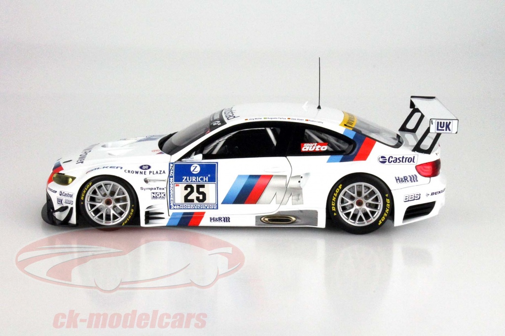 MINICHAMPS BMW M3 GT2 2010年モデル