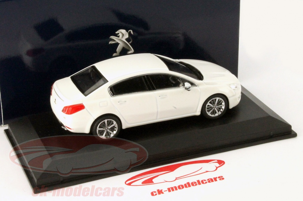 Miniature 1/43 Peugeot 504 Taxi Madrid – Minimini Label 43 – Blanche, Occasion