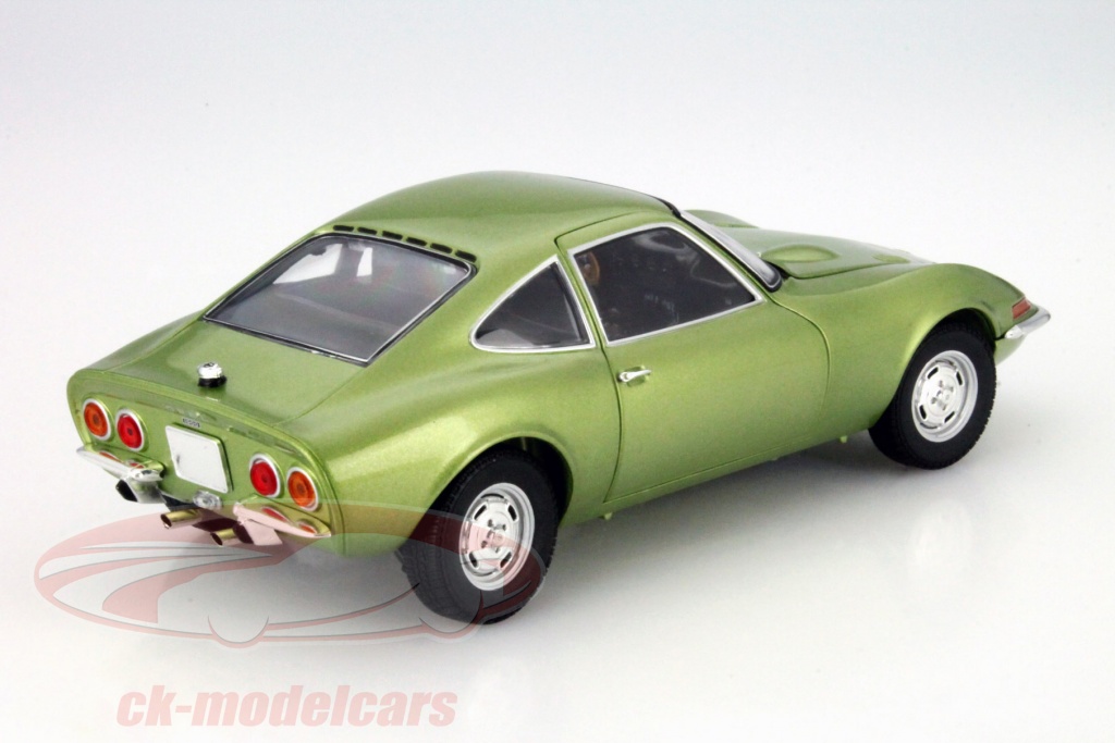 Voiture Miniature Norev 1/43 Opel GT 1900 Ref811 - Occasion Modèle Jet Car