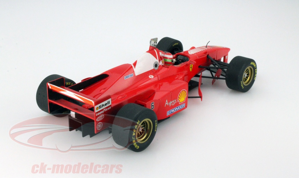 MINICHAMPS 1:18 EDDIE Irvine Ferrari F310B Formel 1 1997 EUR 214,99 - DE
