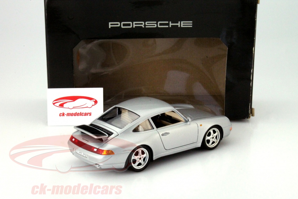 Voiture miniature au 1/18: PORSCHE 911 carrera 1993