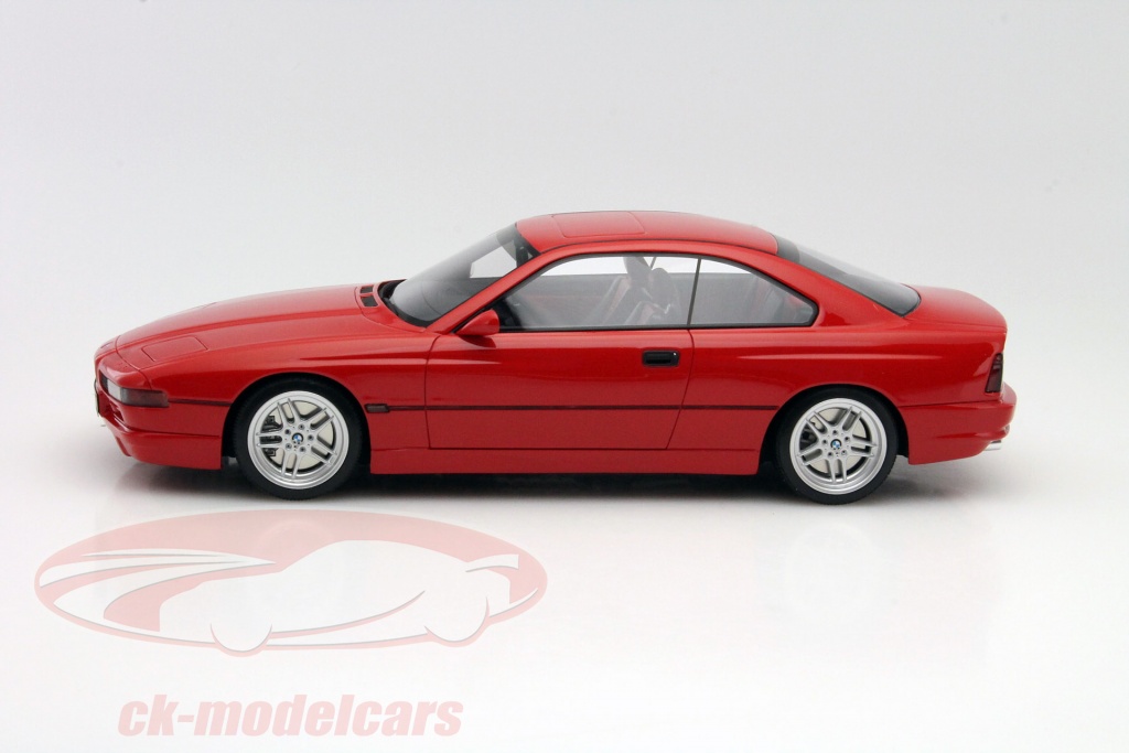 ミニカー Ottomobile BMW 850 CSI RED Ottomobile BMW 850 CSI RED