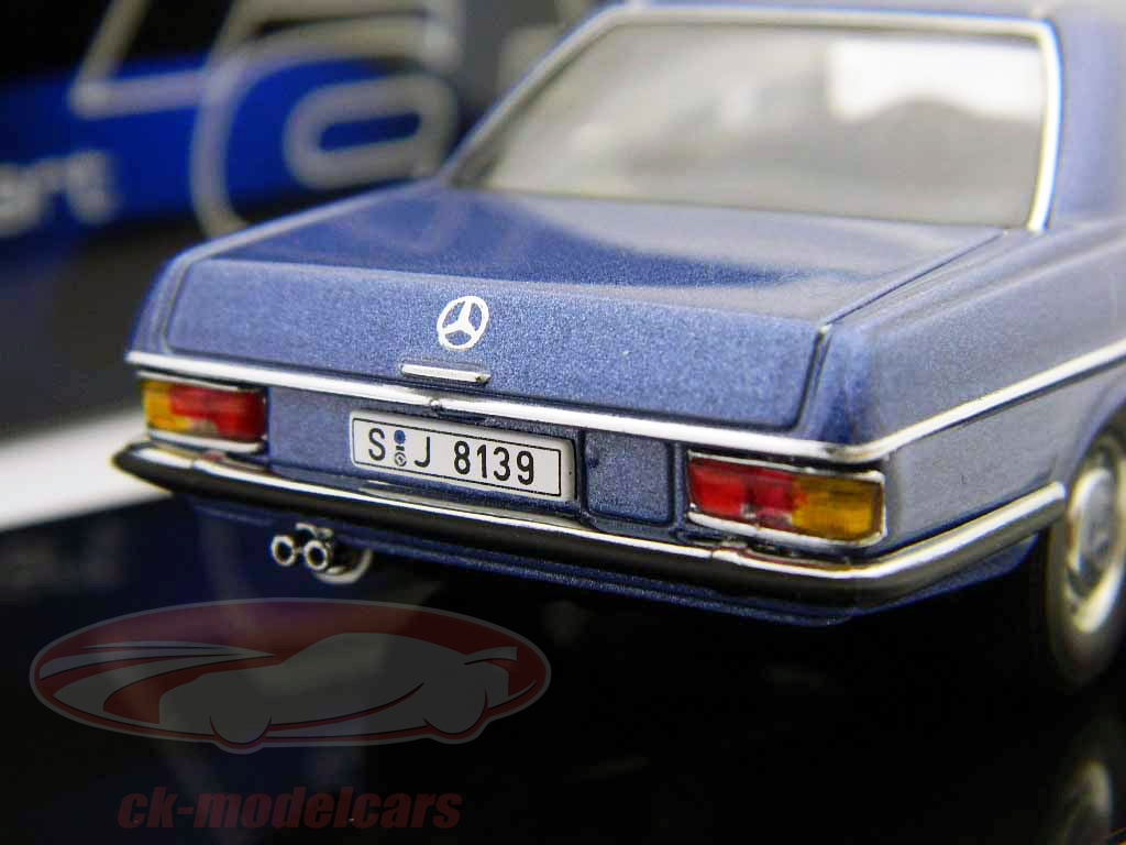 オートアート☆美品メルセデスベンツ/8☆280Cクーペ1/43ミニカー送料無料