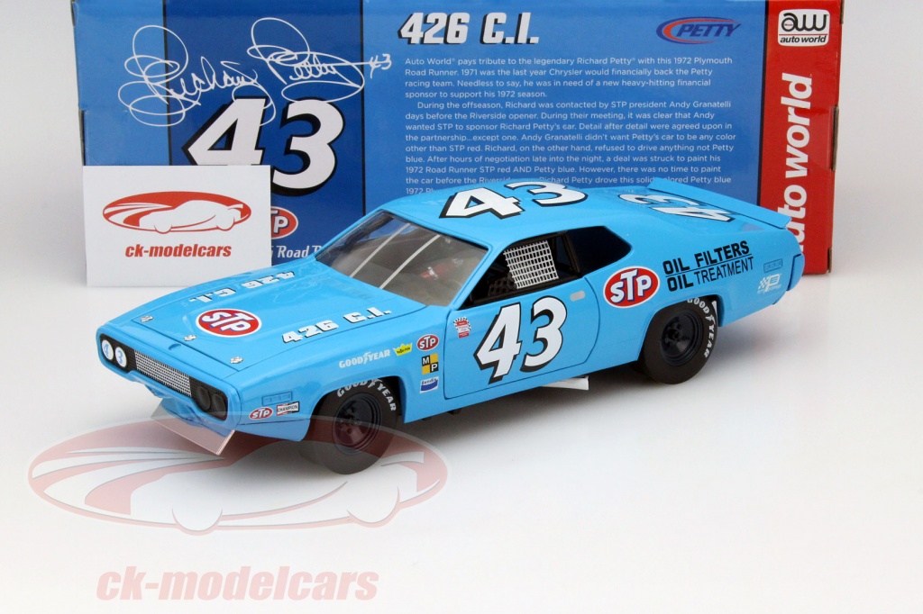 Auto World Stock Car Legend Richard Petty Plymouth Road Runner Fits AW SC355 - Foto 6